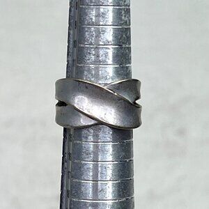Premier Designs Crossroads Ring Crossed Entwined Silver Tone 6.5